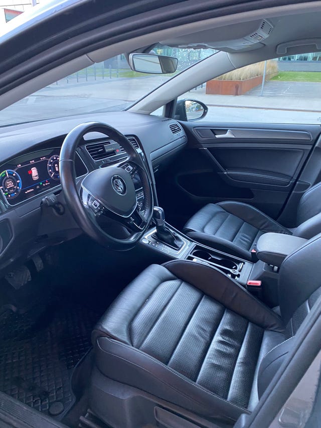 2019 VOLKSWAGEN GOLF - 9