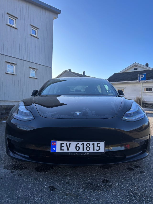 5YJ3E7EB0KF242356 2019 TESLA MODEL 3-5