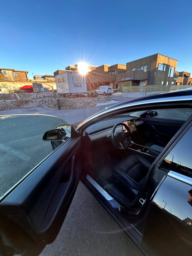 2019 TESLA MODEL 3 - 19