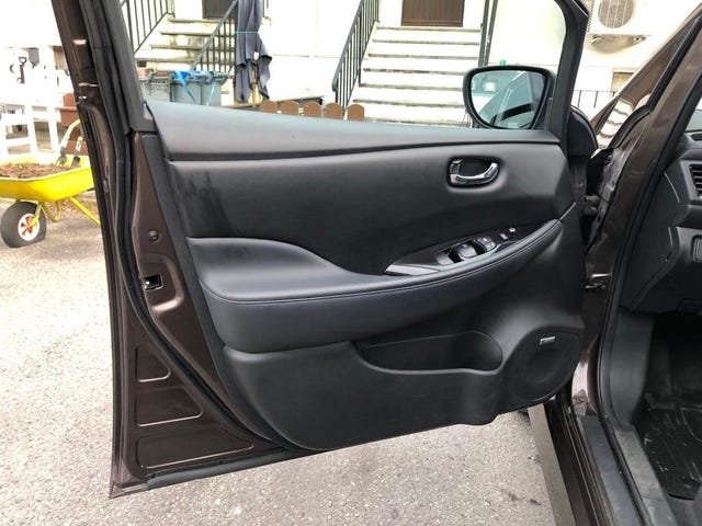 2019 NISSAN LEAF - 12