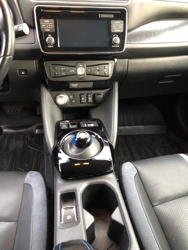 2019 NISSAN LEAF - 16
