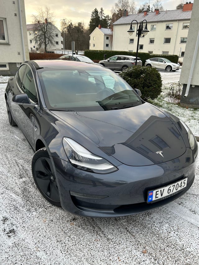 5YJ3E7EBXKF234099 2019 TESLA MODEL 3-1