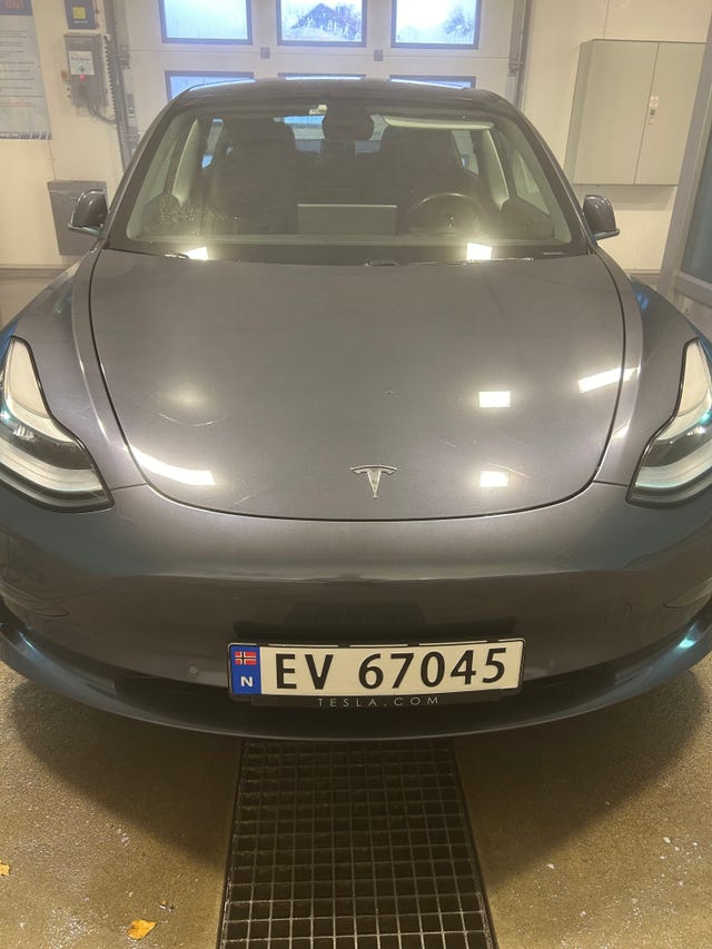 5YJ3E7EBXKF234099 2019 TESLA MODEL 3-4
