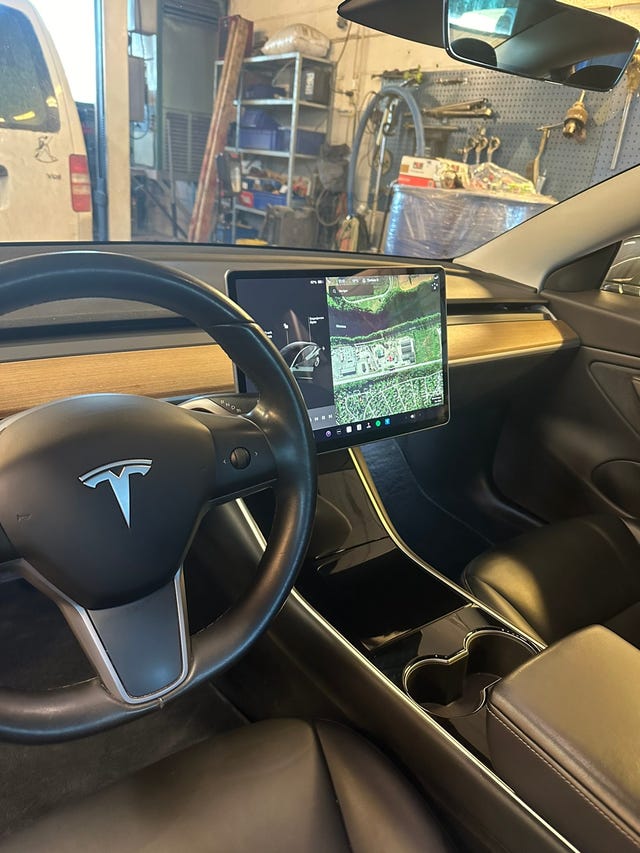 5YJ3E7EB8KF262581 2019 TESLA MODEL 3-5