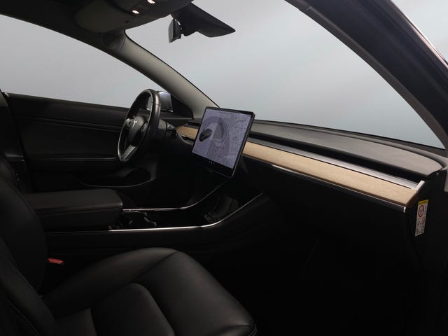 2019 TESLA MODEL 3 - 25