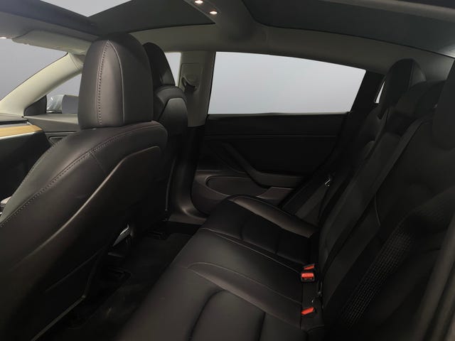 2019 TESLA MODEL 3 - 24