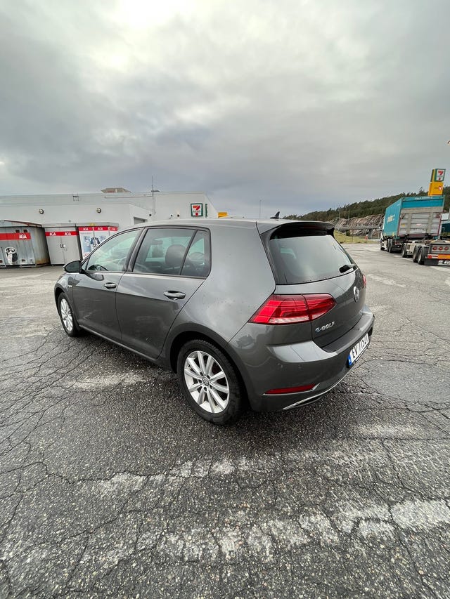 2019 VOLKSWAGEN GOLF - 10