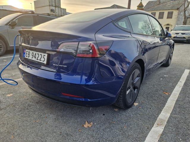 5YJ3E7EB9MF824409 2021 TESLA MODEL 3-5