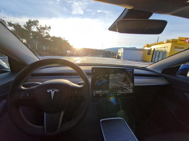2021 TESLA MODEL 3 - 7