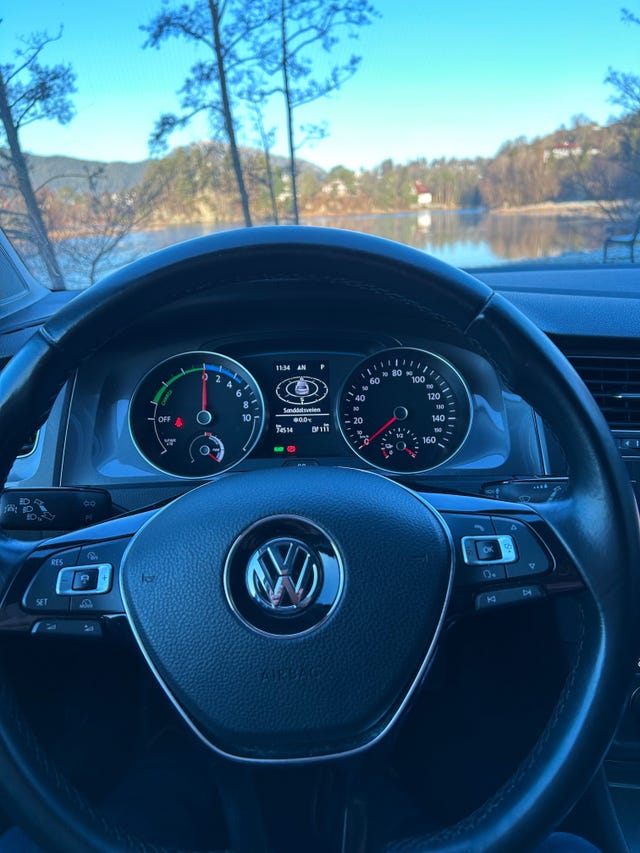 2015 VOLKSWAGEN GOLF - 11