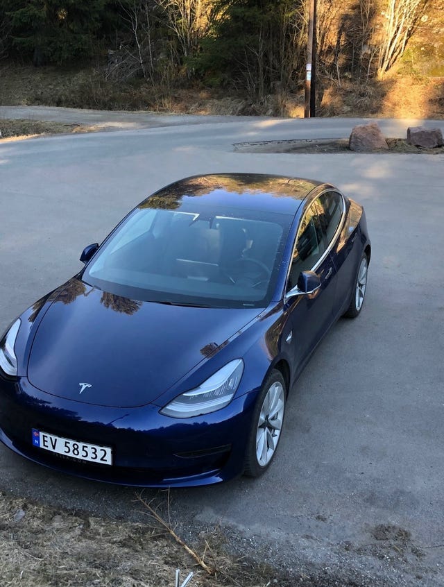 5YJ3E7EB5KF239940 2019 TESLA MODEL 3