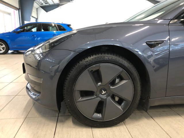 5YJ3E7EBXMF839688 2021 TESLA MODEL 3-4