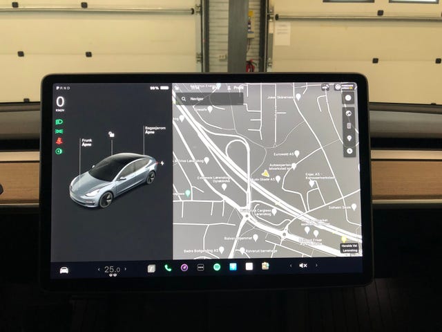 2021 TESLA MODEL 3 - 38