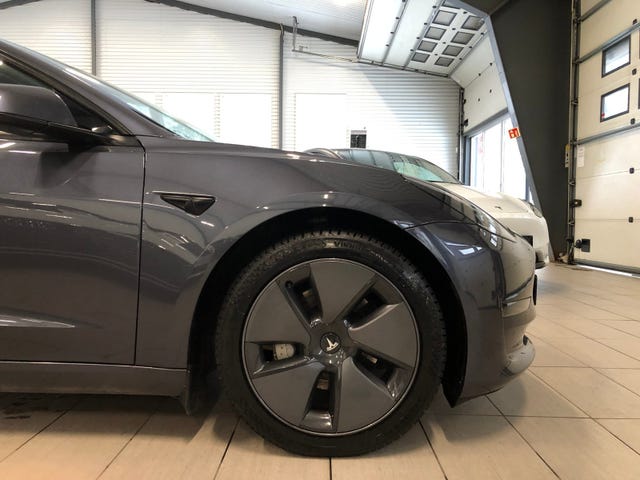 2021 TESLA MODEL 3 - 18