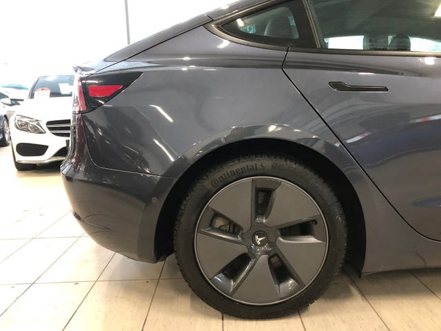 2021 TESLA MODEL 3 - 16