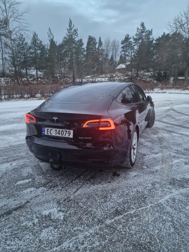 5YJ3E7EB4MF844812 2021 TESLA MODEL 3-5