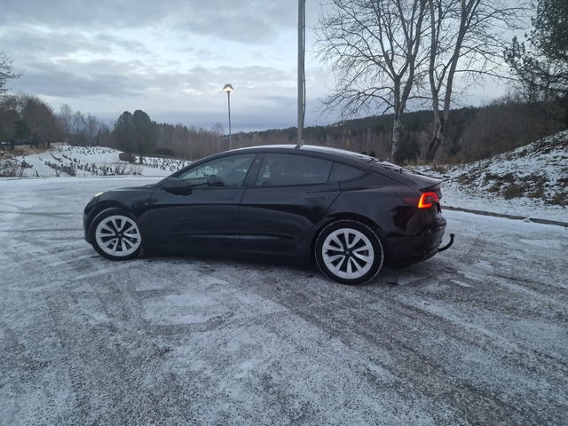 5YJ3E7EB4MF844812 2021 TESLA MODEL 3-2