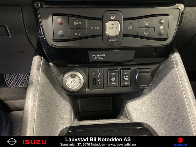 2021 NISSAN LEAF - 11