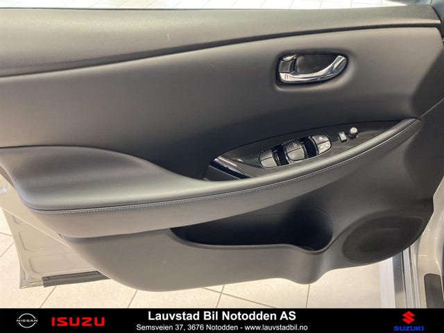 2021 NISSAN LEAF - 9