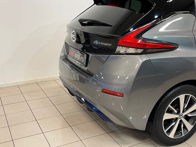 2019 NISSAN LEAF - 10