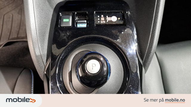 2021 NISSAN LEAF - 19