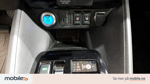 2021 NISSAN LEAF - 18