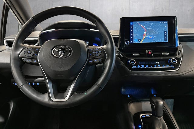 2022 TOYOTA COROLLA - 12