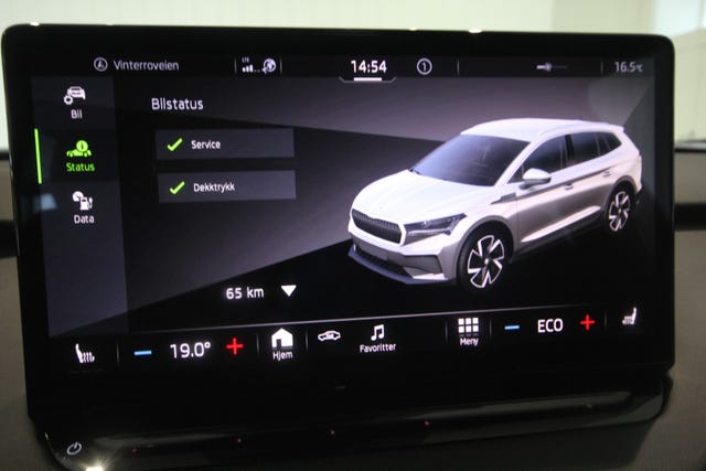 2022 SKODA ENYAQ - 27