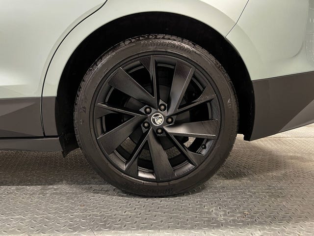 2021 SKODA ENYAQ - 16