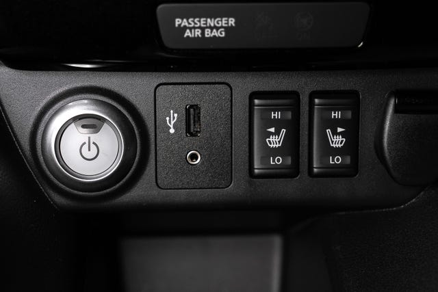 2019 NISSAN LEAF - 22