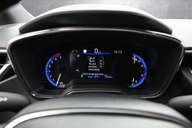 2022 TOYOTA COROLLA - 11