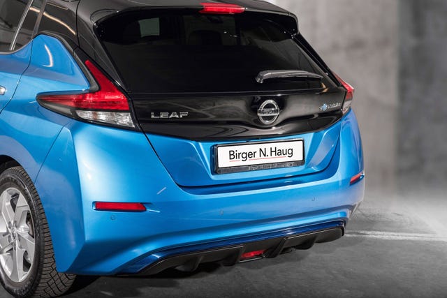 2021 NISSAN LEAF - 7