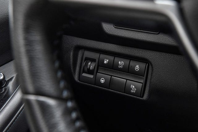 2021 NISSAN LEAF - 18