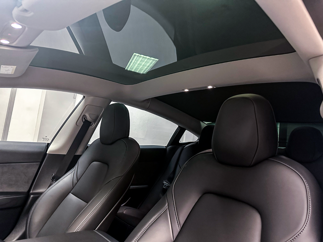 2022 TESLA MODEL 3 - 34