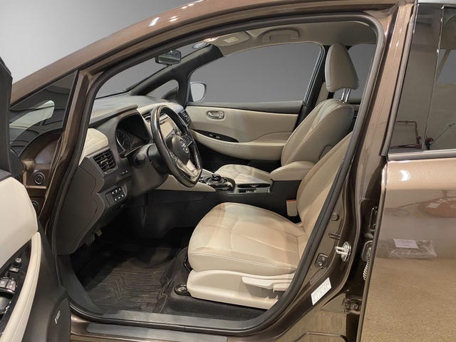 2019 NISSAN LEAF - 7