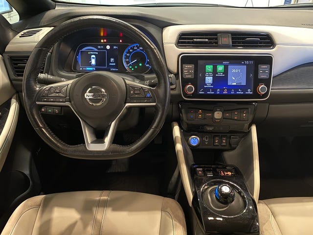 2019 NISSAN LEAF - 9