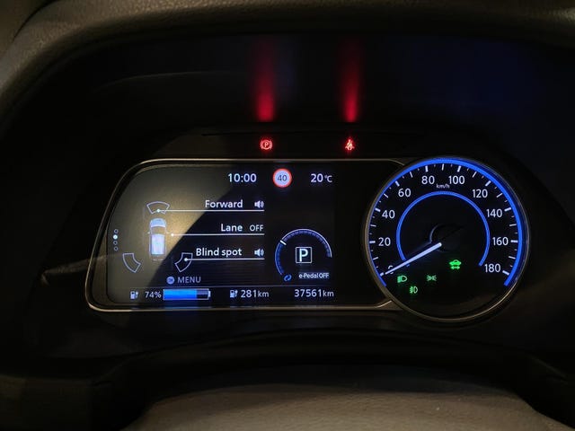 2019 NISSAN LEAF - 16