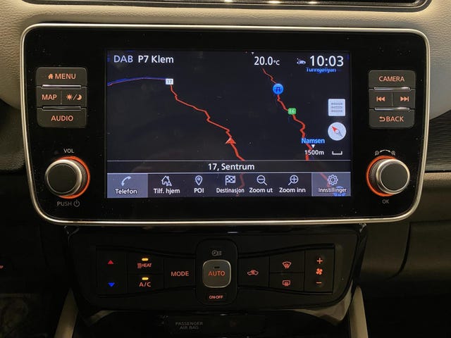 2019 NISSAN LEAF - 19