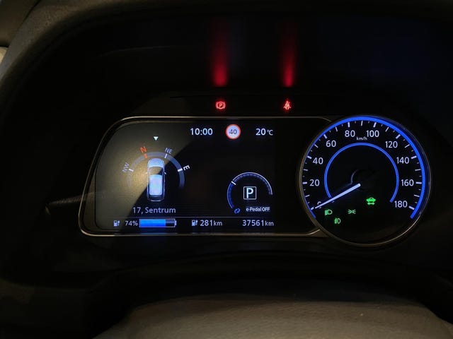 2019 NISSAN LEAF - 15