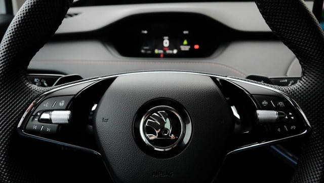 2022 SKODA ENYAQ - 43