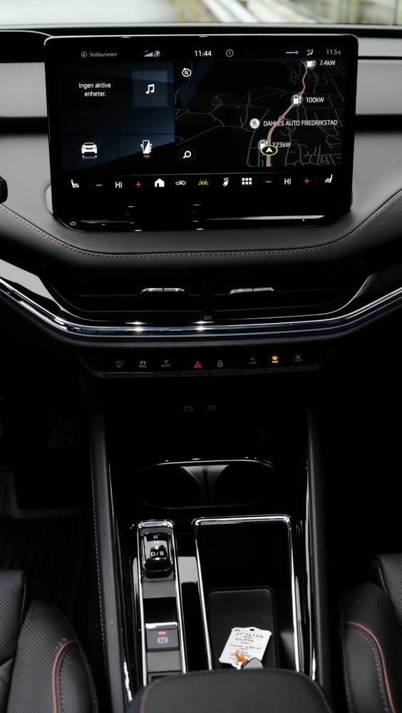 2022 SKODA ENYAQ - 24