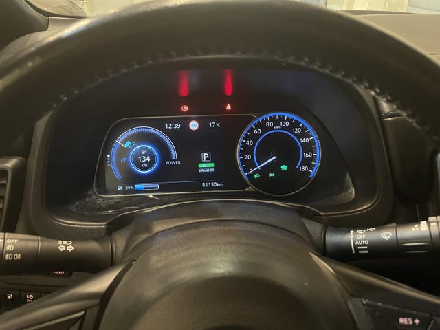 2019 NISSAN LEAF - 13