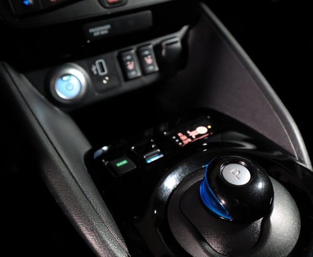 2019 NISSAN LEAF - 20