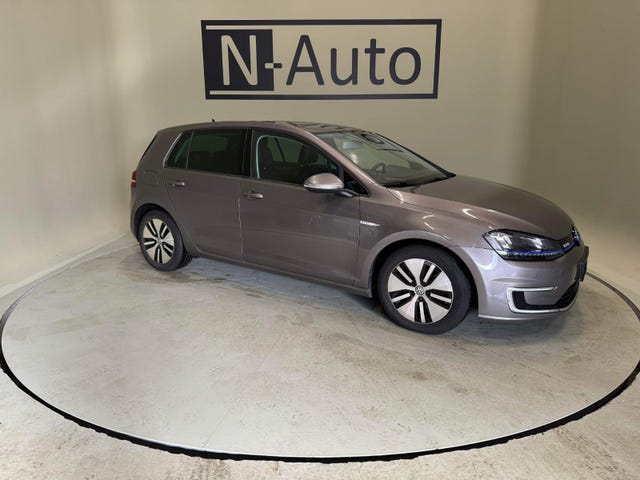 2015 VOLKSWAGEN GOLF - 9