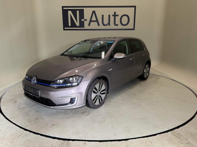 2015 VOLKSWAGEN GOLF - 8