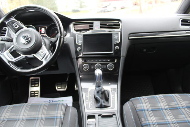 2015 VOLKSWAGEN GOLF - 14