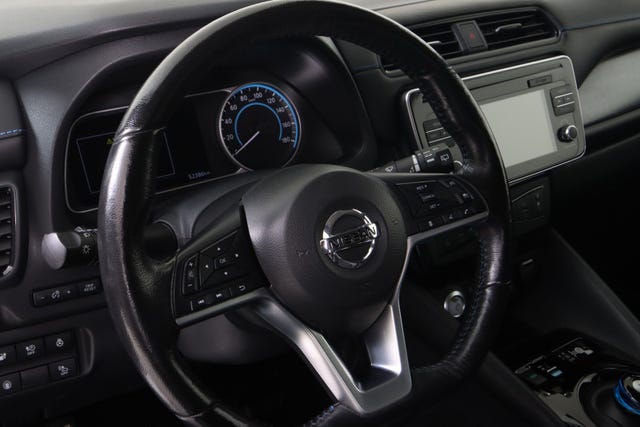 2019 NISSAN LEAF - 12