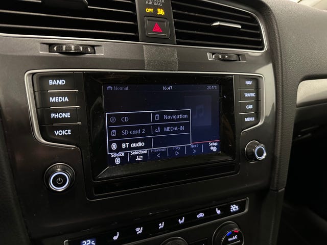 2015 VOLKSWAGEN GOLF - 22