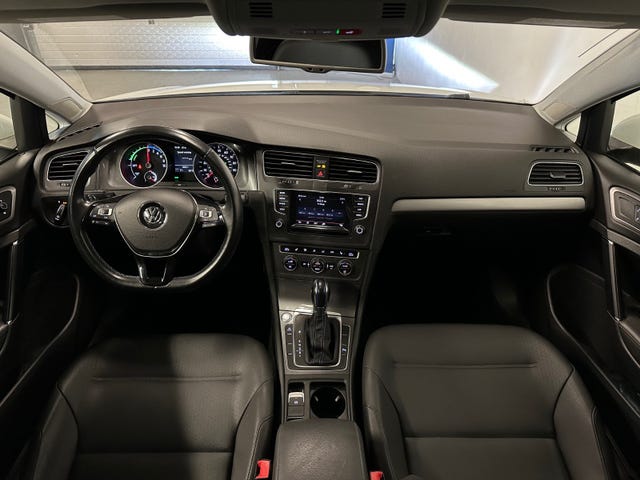 2015 VOLKSWAGEN GOLF - 12
