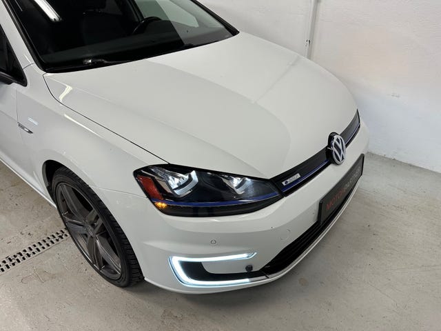 2015 VOLKSWAGEN GOLF - 11